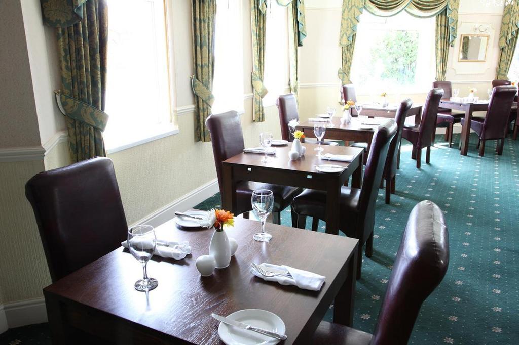 Cliff Head Hotel Carlyon Bay Exterior photo