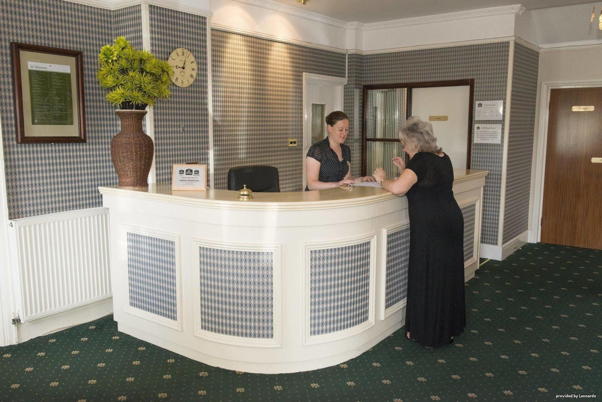Cliff Head Hotel Carlyon Bay Exterior photo
